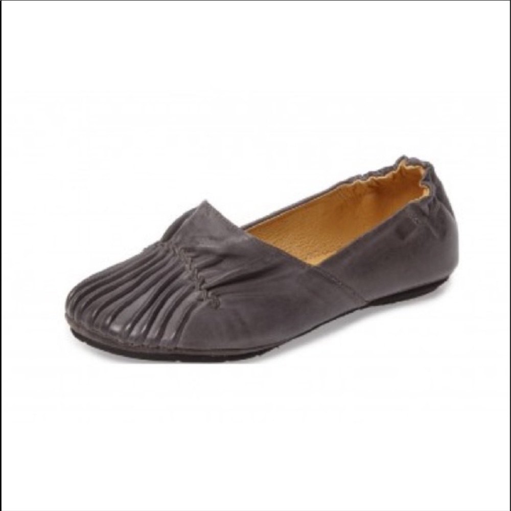 Chocolate Blu Size 8